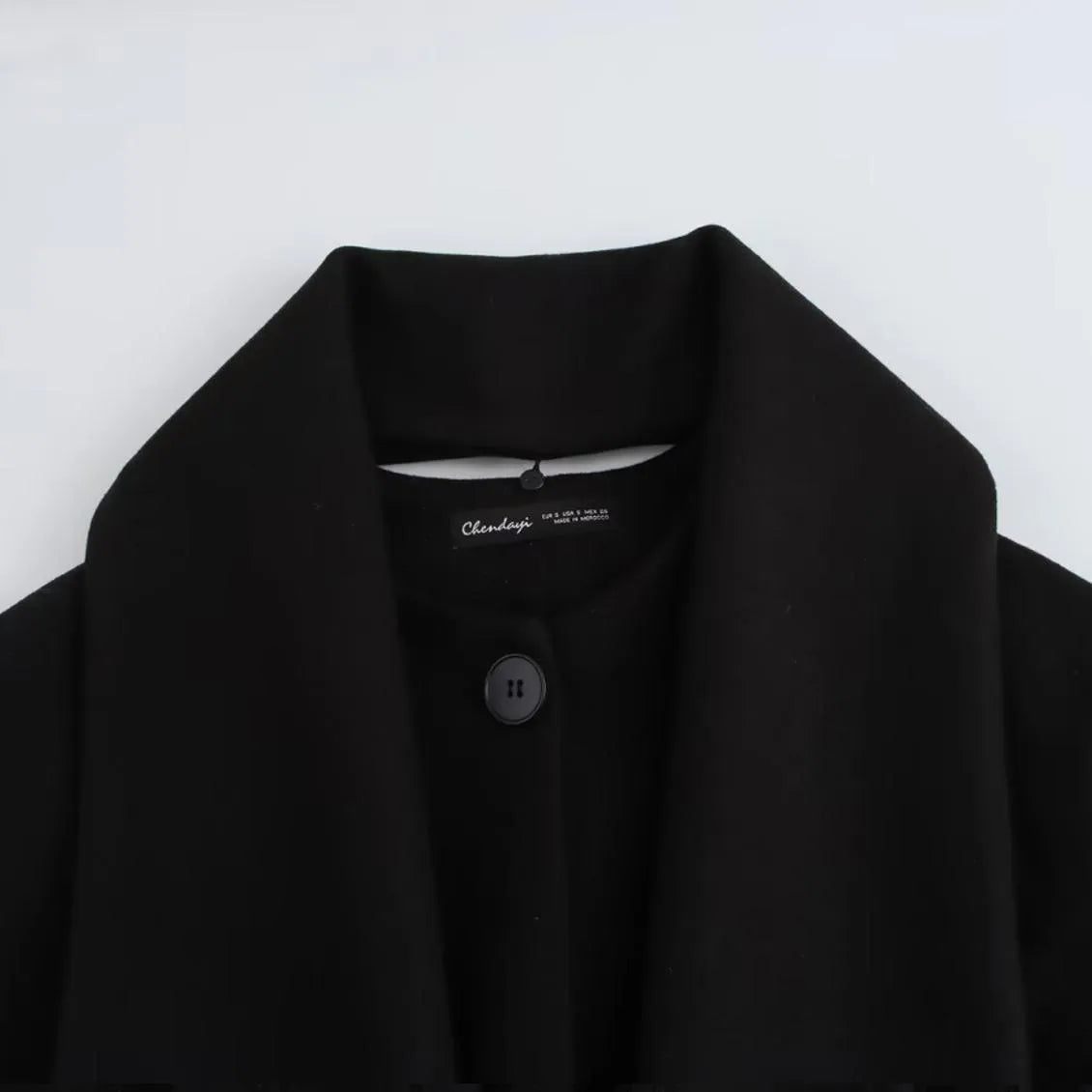 Women's polyester overcoat with artificial fur collar in lengthened street fashion style