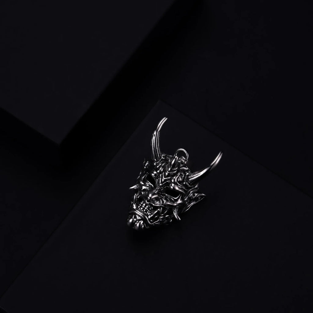 Men's vintage silver necklace with substantial 40mm zinc alloy pendant