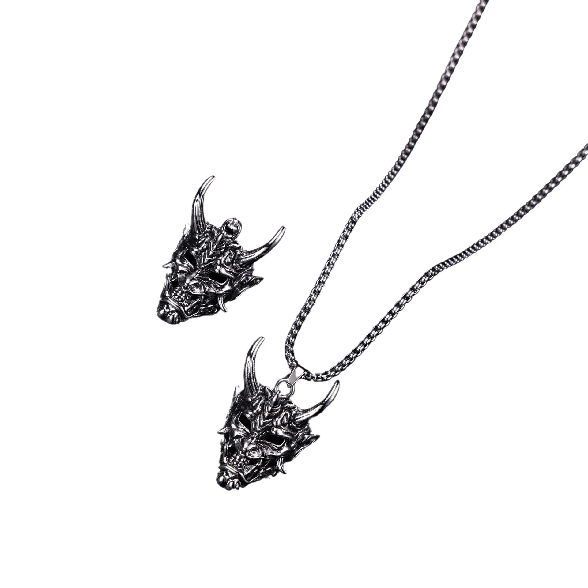 Men's vintage silver necklace with substantial 40mm zinc alloy pendant