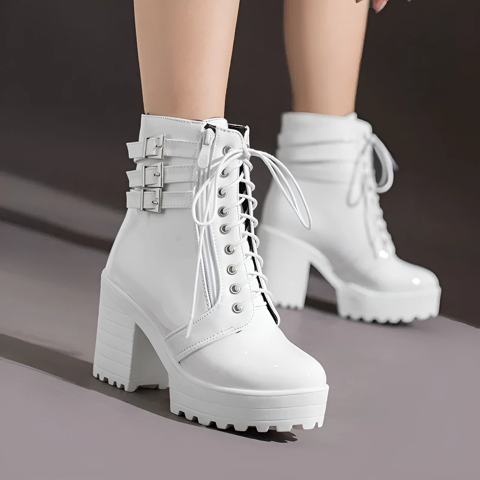 Women's casual winter boots with waterproof platform and thick rubber heel in six colour options