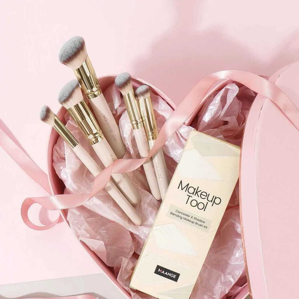 MAANGE five angled makeup brushes in apricot for powder, blusher and foundation application