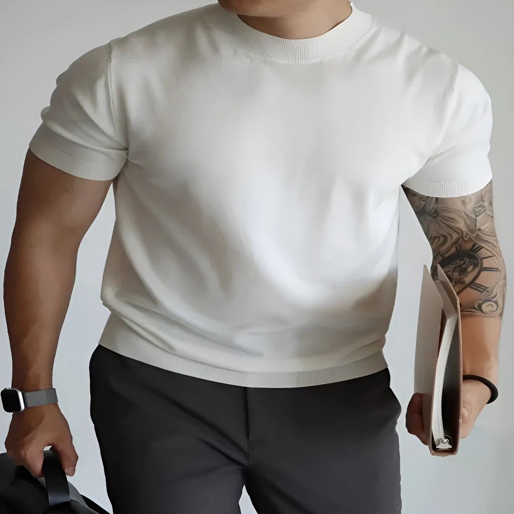 Men's slim-fit polyester t-shirt in thin knit fabric, shown in solid caramel colour