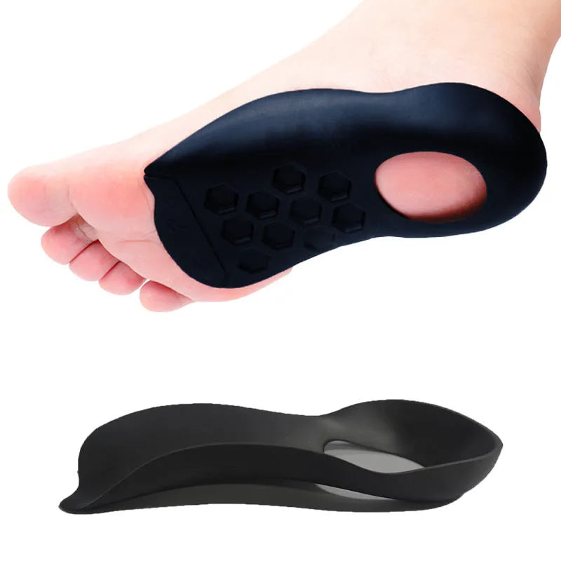 White arch support varus correction insole made from TPR material, shown next to a black and a skin colour version.