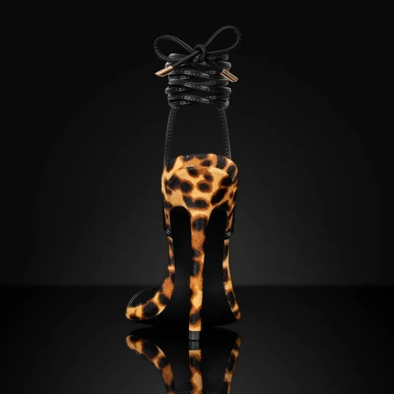 Women's leopard print Roman sandals with pointed toe and lace-up buckle fastening