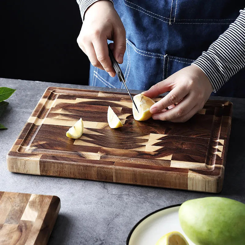 Brown parquet solid wood cutting board with 3cm thickness made from imported acacia