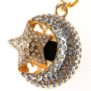 Creative U Disk USB flash drive with metal casing in jewellery design style.