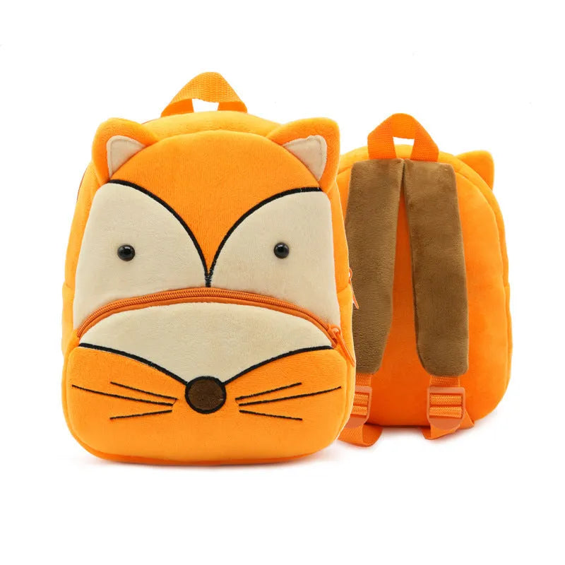 Children's plush backpack in animal design with dimensions 26cm high by 24cm wide