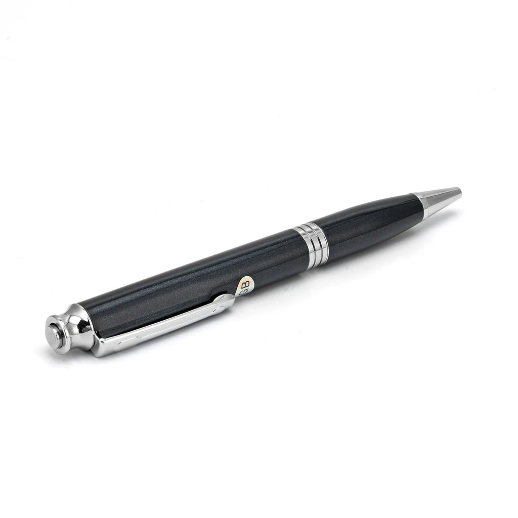 Black pen-shaped USB voice recorder and MP3 player, 120mm long.
