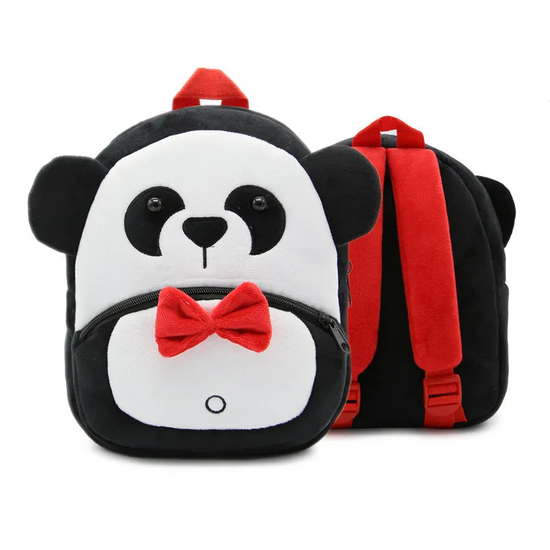 Children's plush backpack in animal design with dimensions 26cm high by 24cm wide