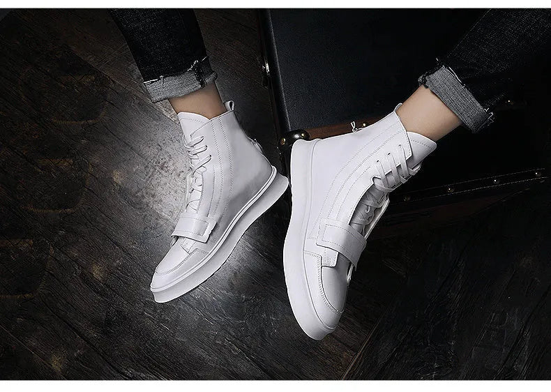 Men's black and white PU leather ankle boots in high-top sneaker style for winter