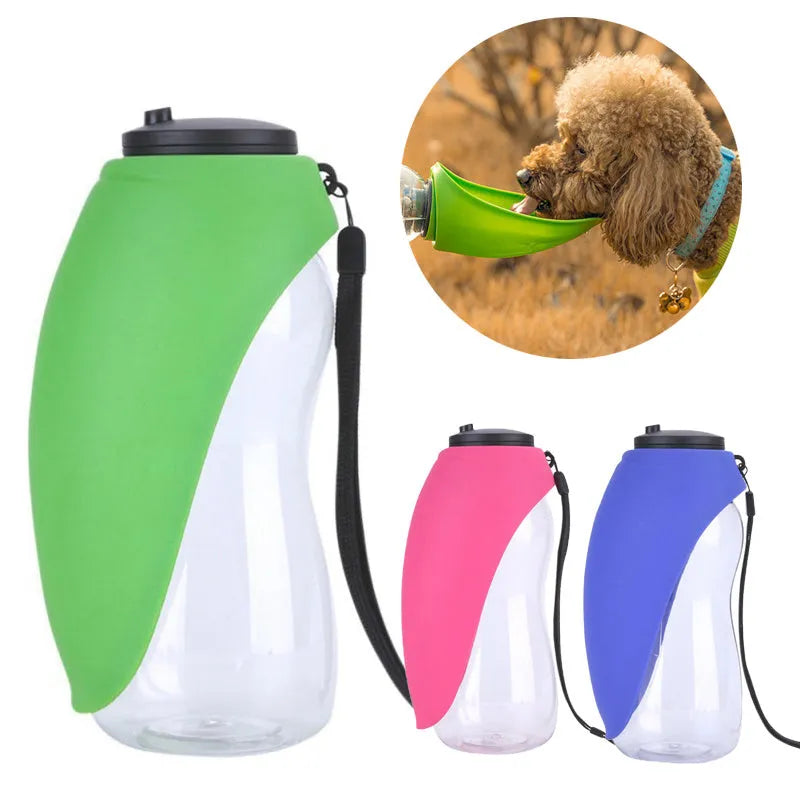 Portable blue dog water bottle with drinking bowl and hanging loop, 680ml capacity