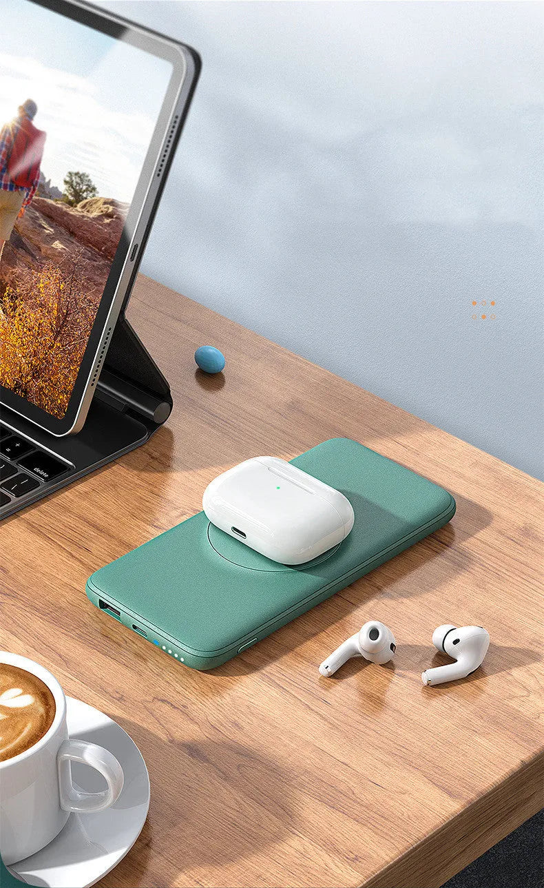 Maiduo Magsafe-compatible magnetic wireless power bank in mint green, showing clip and dimensions.
