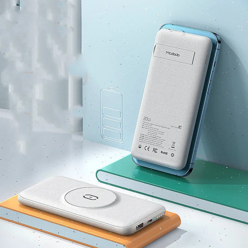 Maiduo Magsafe-compatible magnetic wireless power bank in mint green, showing clip and dimensions.