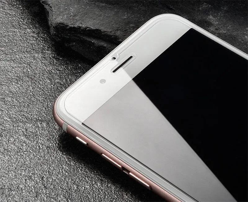 Tempered glass screen protector with 9H hardness for iPhone and Galaxy phones