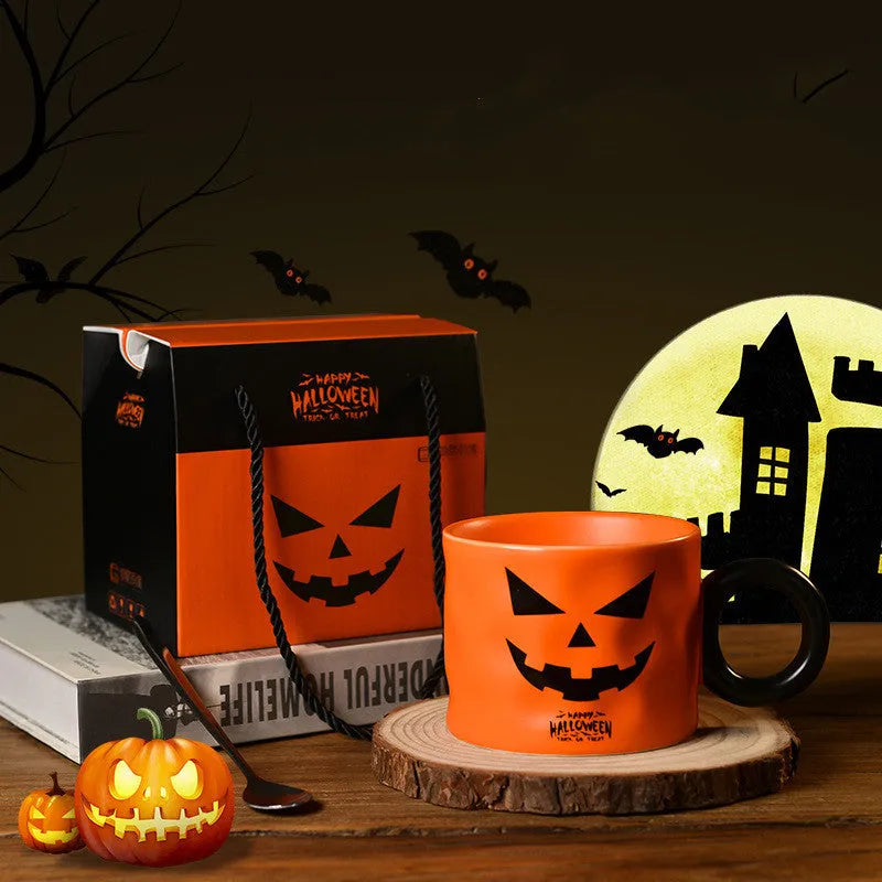 15cm pumpkin ceramic mug with handle in orange or white, with spoon and gift box