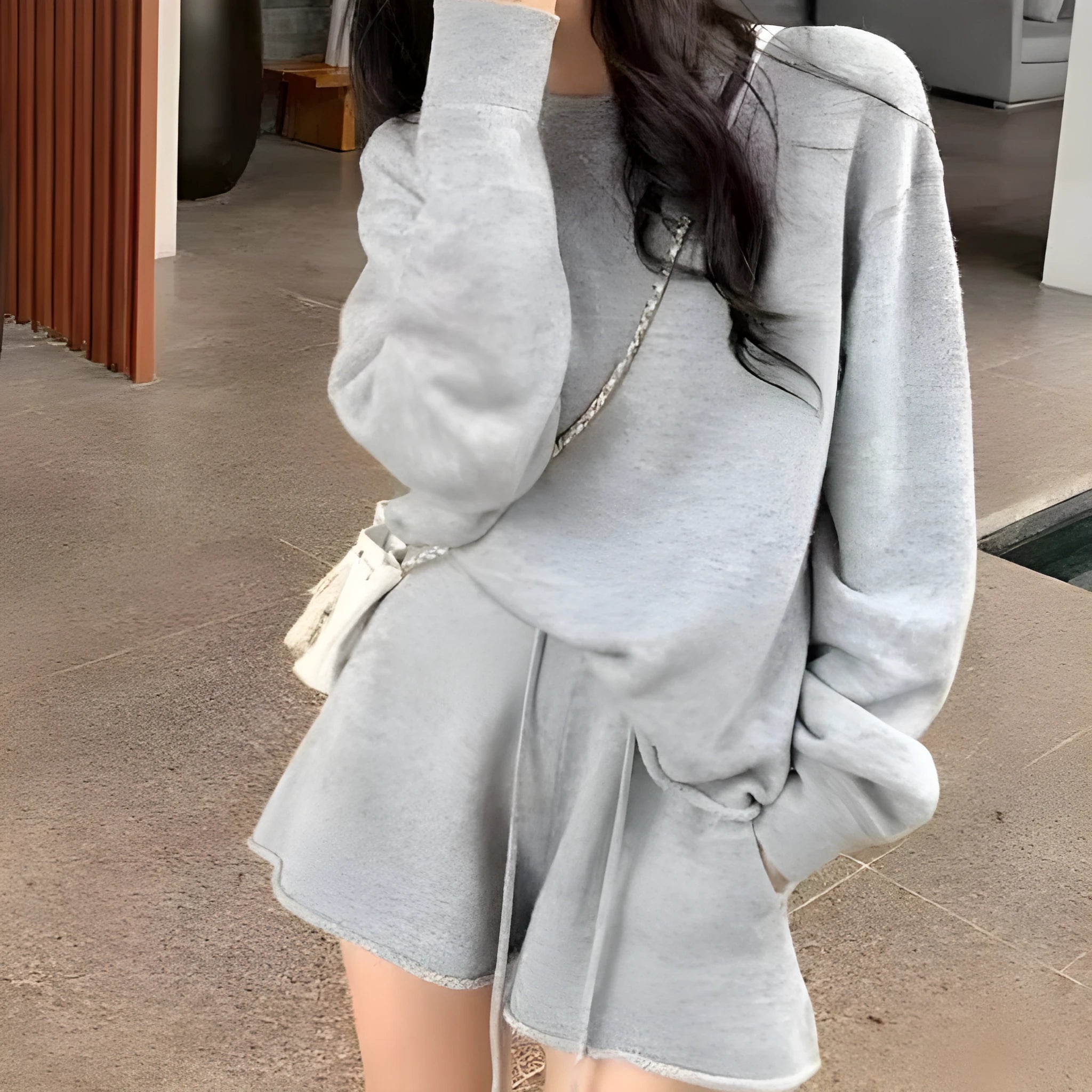Women's loose-fitting knitted sweater and wide leg shorts two-piece set in neutral colour