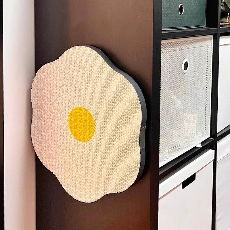 Wall mounted cat scratching board with corrugated surface and traceless adhesive