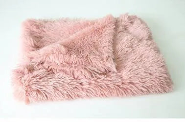 Soft long plush dog blanket in dark grey, sizes S M L shown next to a large dog.