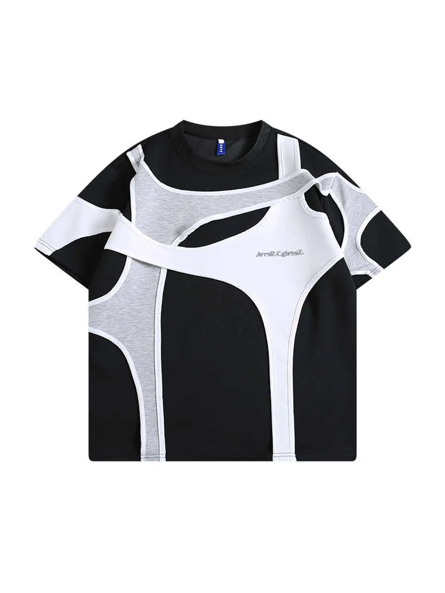 Men's black loose fit t-shirt with double stitching and padded shoulder construction