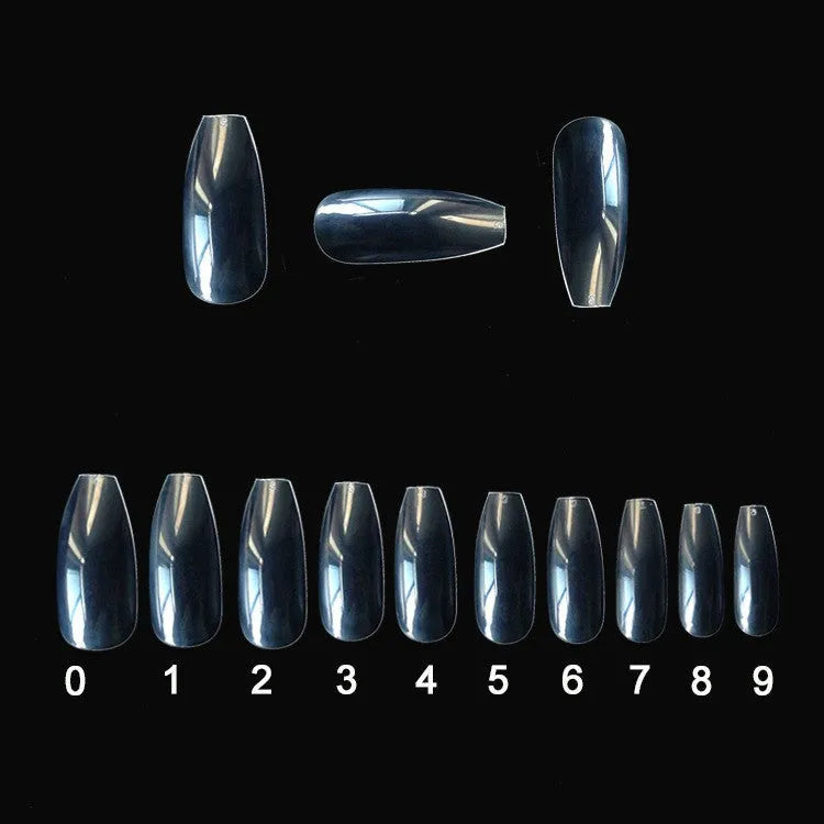 500 transparent false nails in various sizes on a white background, showing clear and natural colour options.