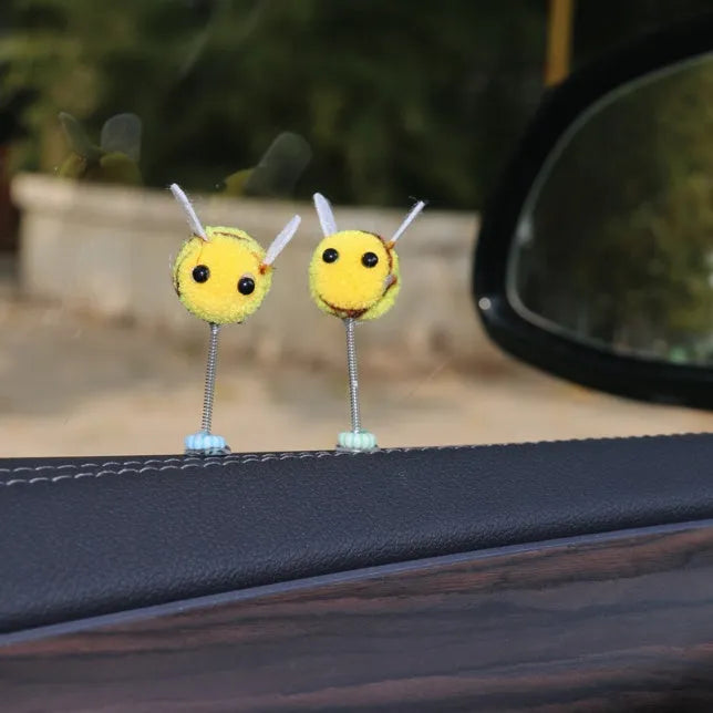 Swing Spring Bee car dashboard decoration showing 3cm cartoon bee with fur ball material