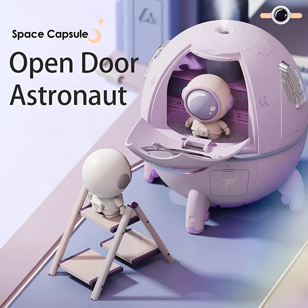 Astronaut-shaped desktop USB humidifier with colourful LED light and 220ml water tank.