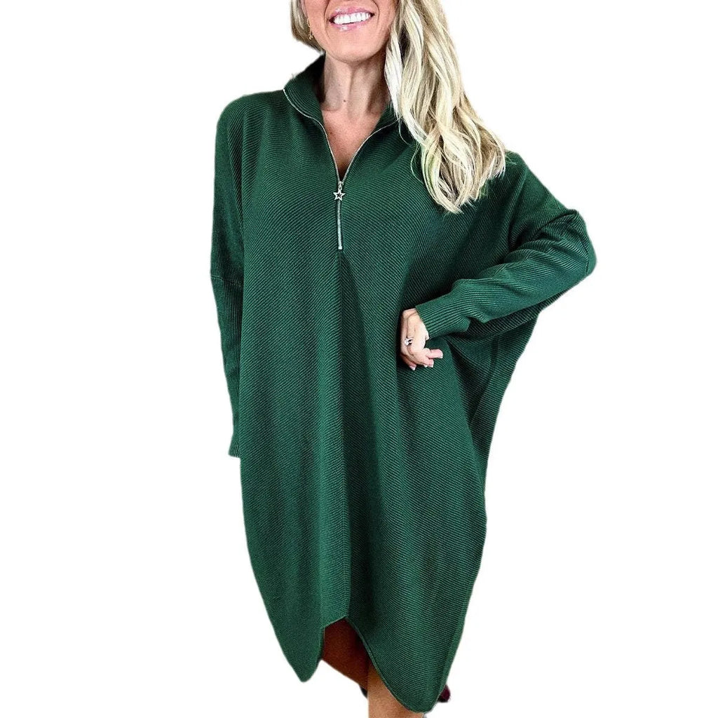 Women's solid colour knitted dress with raglan sleeves and side zipper in polyester fabric.