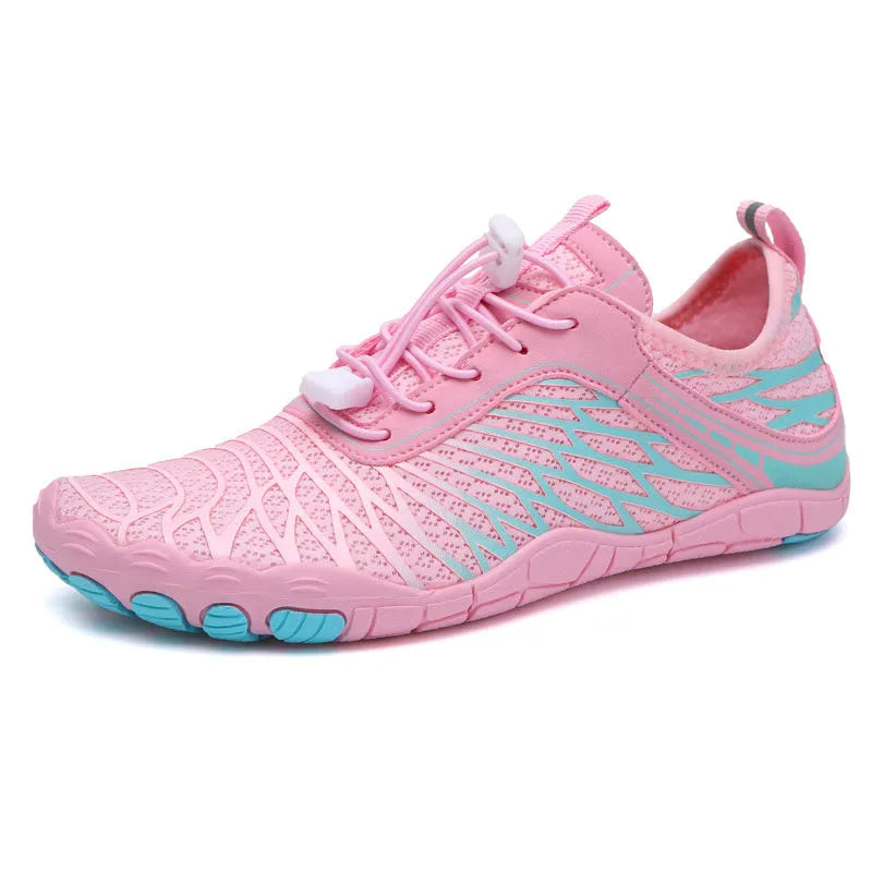 Men's white casual lace-up sports shoe with breathable lining and rubber sole