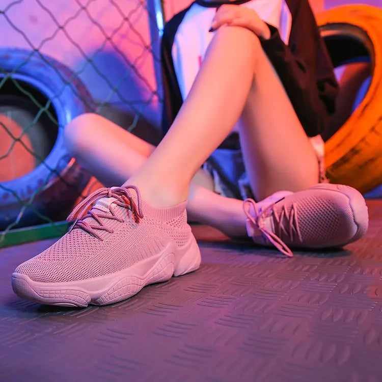 Women's white thick-soled sports shoes with flying woven upper and front strap design
