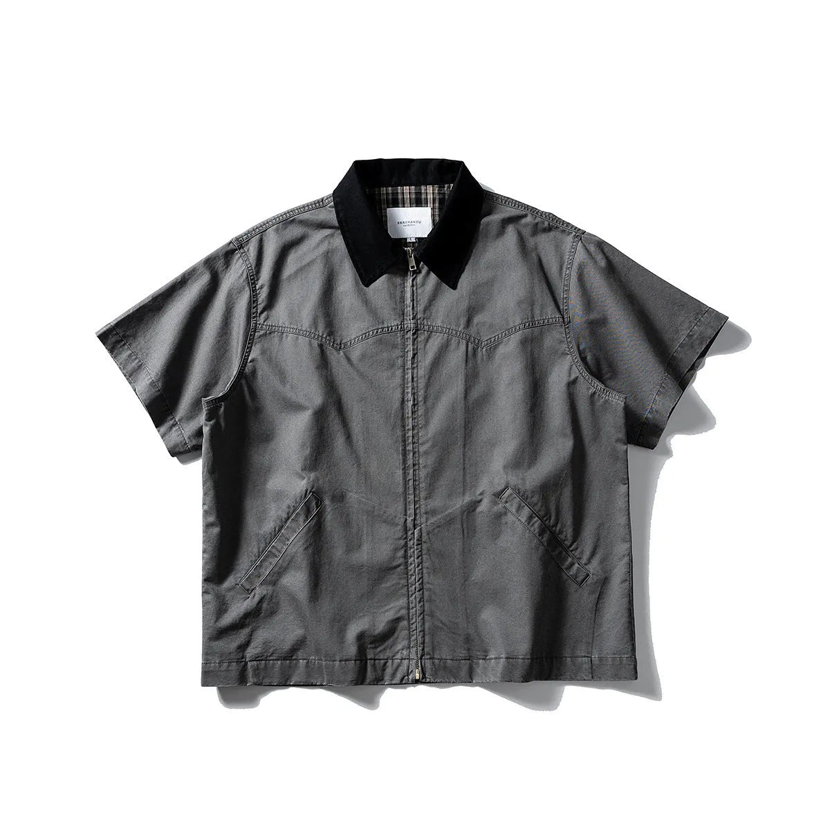 Men's short sleeve cotton overalls shirt in loose cardigan style, khaki colour option