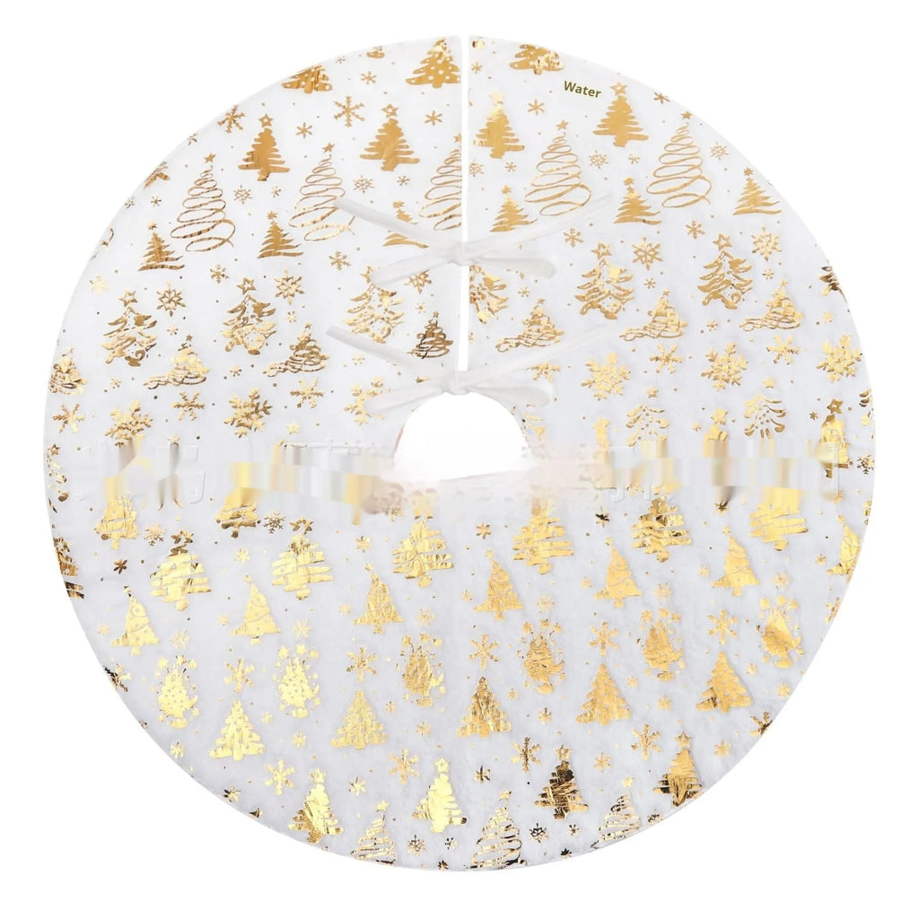Plush Christmas tree mat with snowflake design in seasonal red and green colours