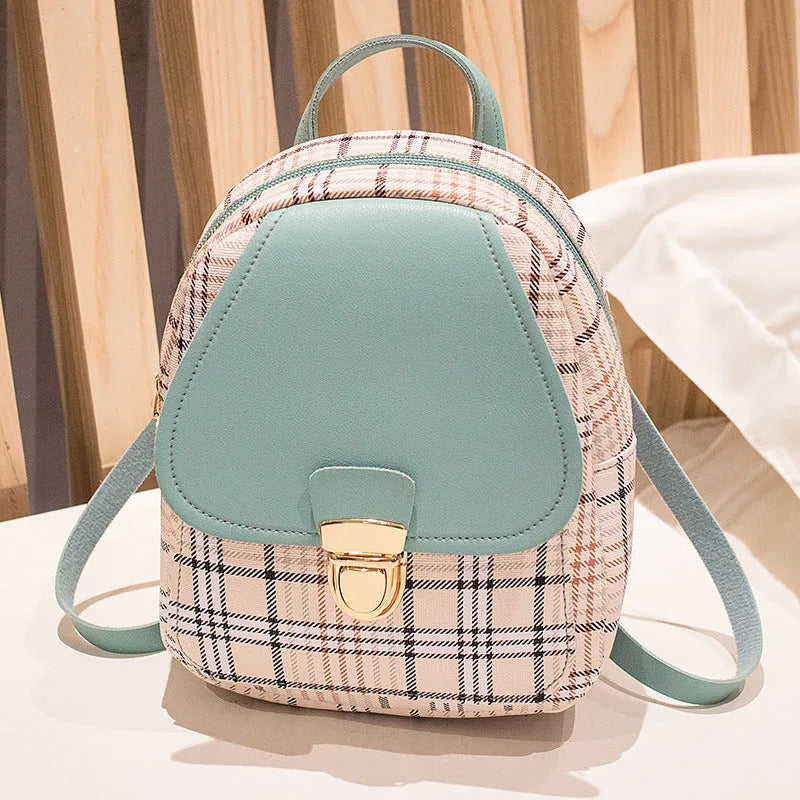 Diagonal phone bag in PU leather with adjustable strap in five colour options