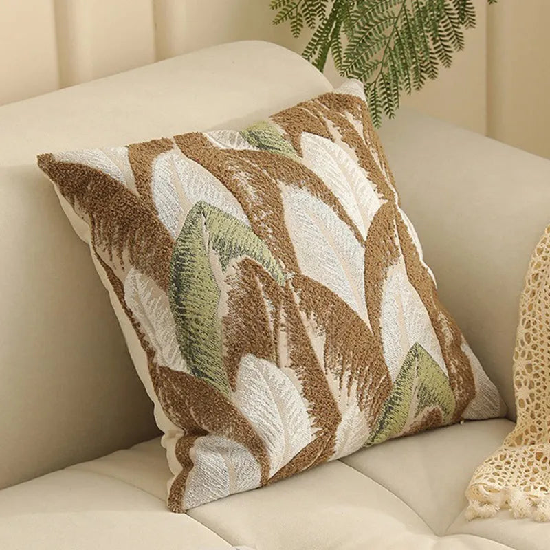 Square 45cm Jacquard woven cushion cover with a detailed retro floral pattern in Nordic style.