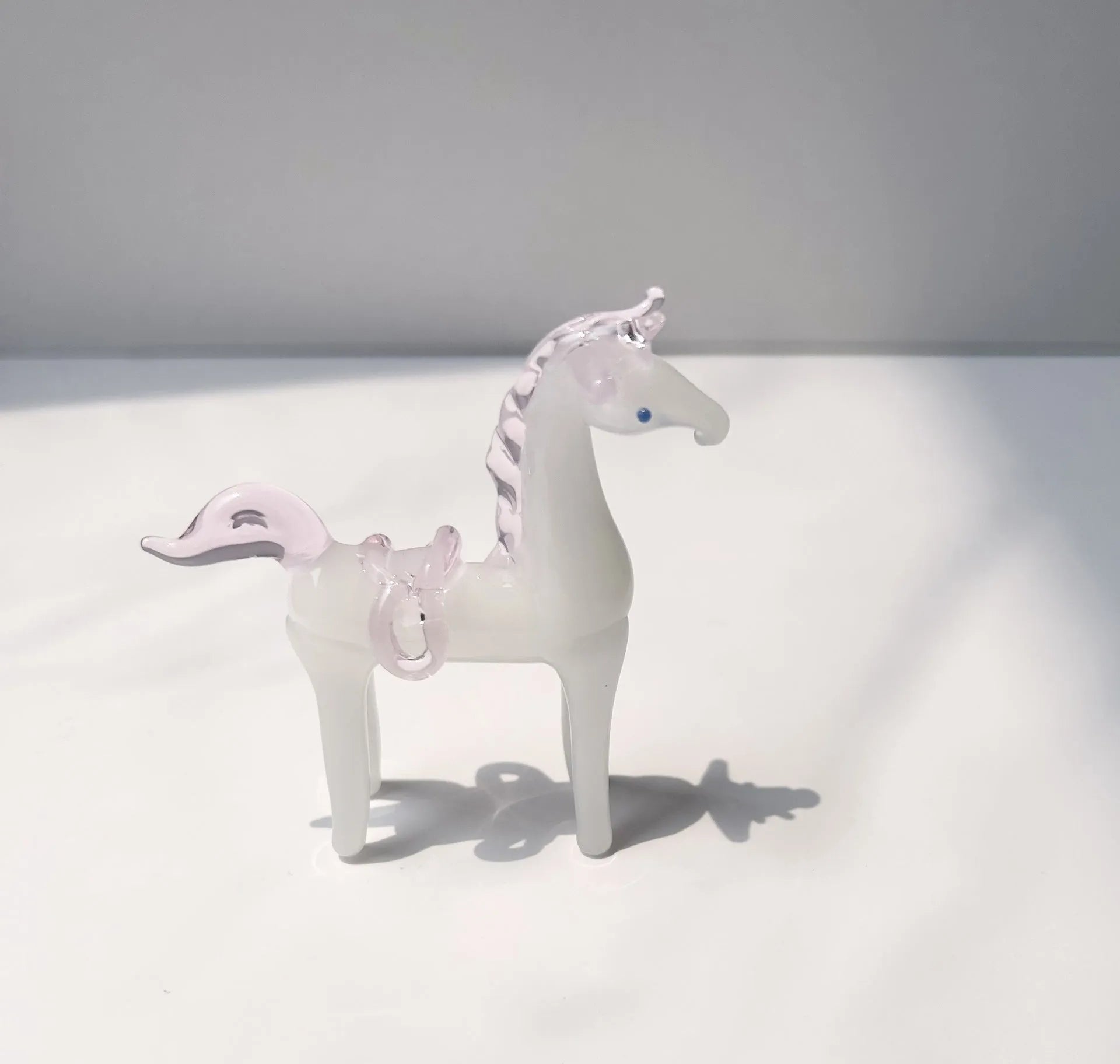 Brown and white glazed horse office decoration ornament with modern simplicity style