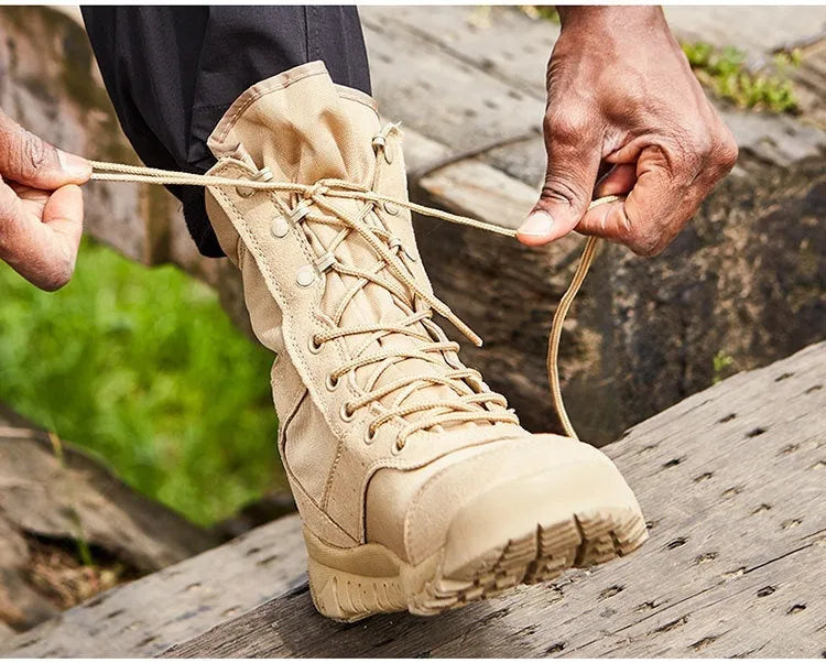 Yulong unisex tactical desert combat boots in black and sand colours, shown as outdoor climbing shoes.