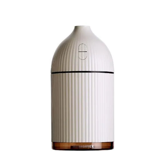 White 300ml ultrasonic aromatherapy diffuser with LED lights and USB cable