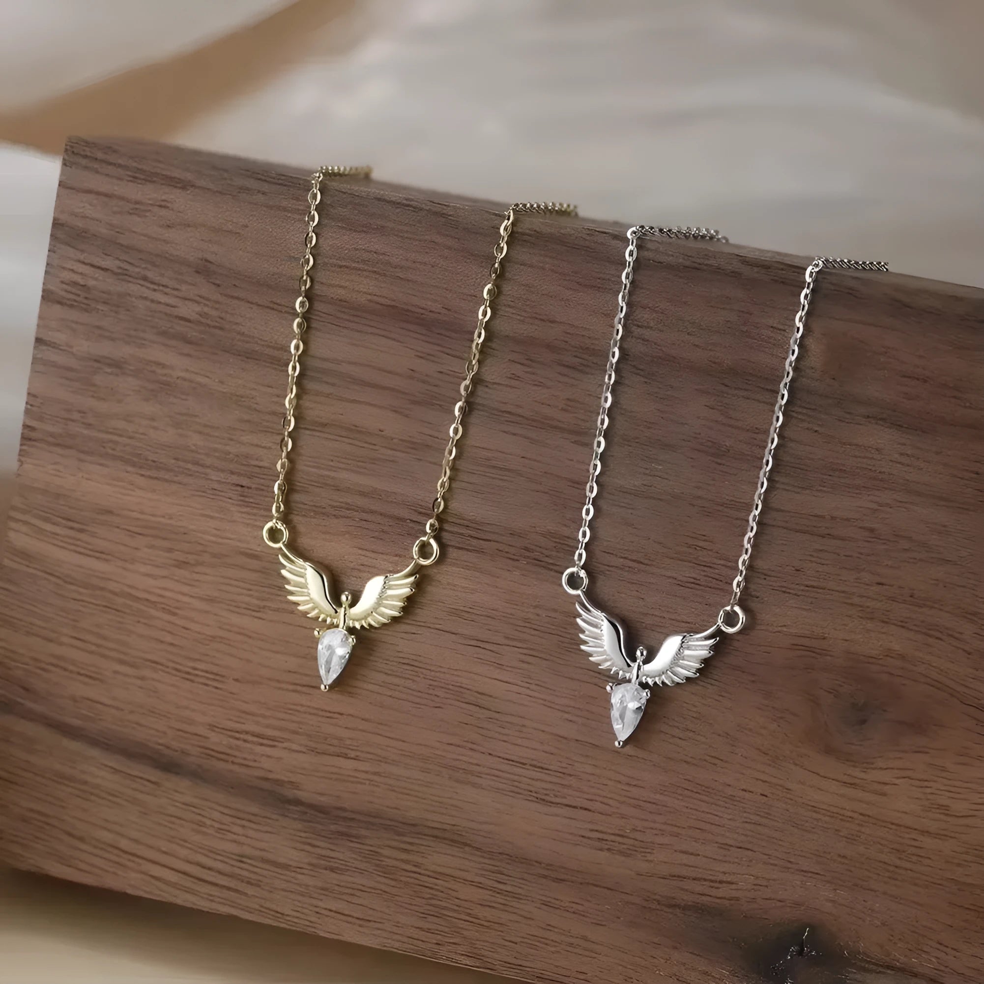 Silver eagle pendant necklace on O-ring chain with Korean style design