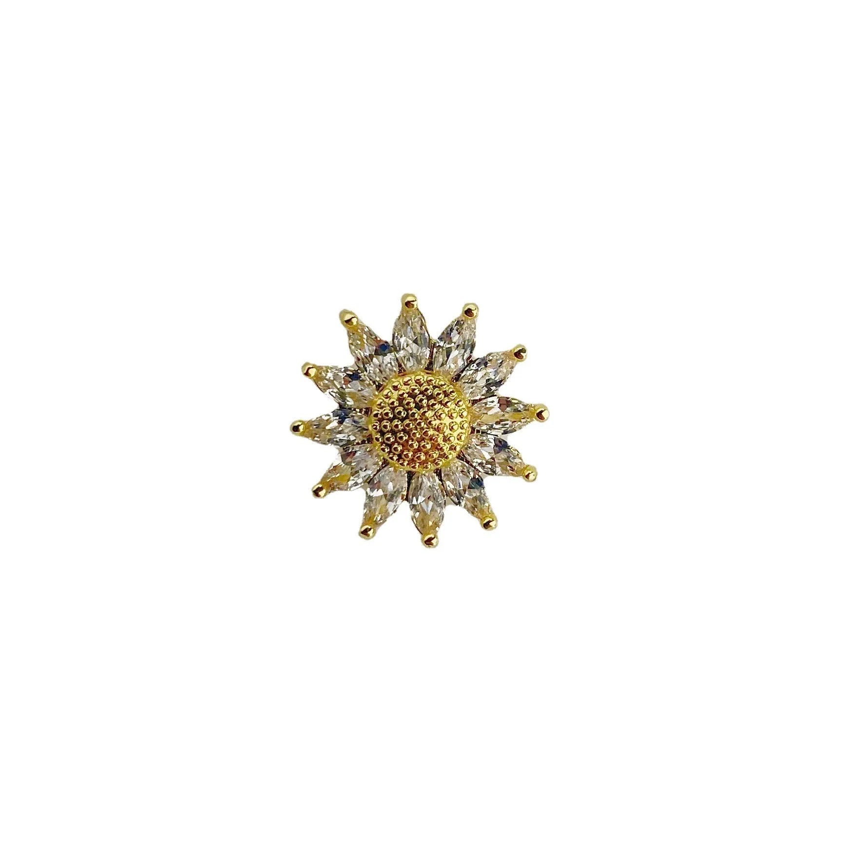 Geometric copper brooch with electroplated finish in women's decorative accessory