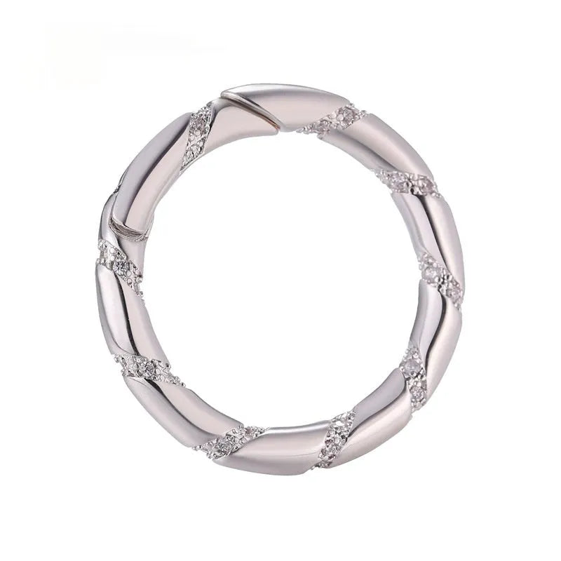 Copper climbing buckle with gold electroplating and micro-inlaid zircon heart design