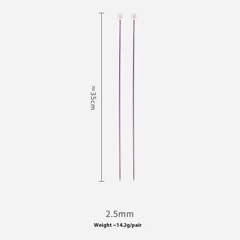 Set of crochet hooks in various sizes from 2.0mm to 9.0mm, each with a protective end cap.