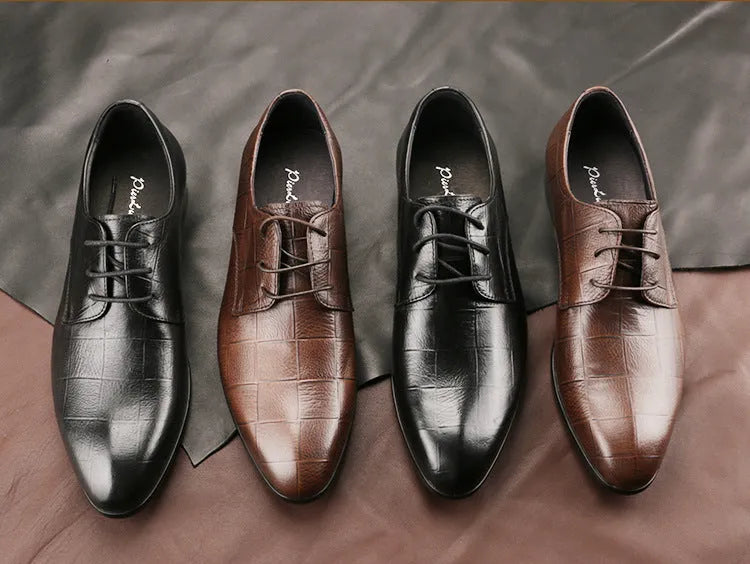 Men's black leather derby shoes with checkered cowhide vamp and pointed toe for business wear