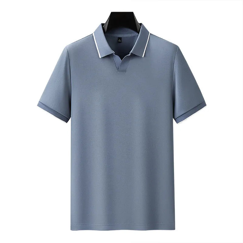 Short sleeve polo shirt with a mercerized pearl cotton lapel collar in a solid colour.