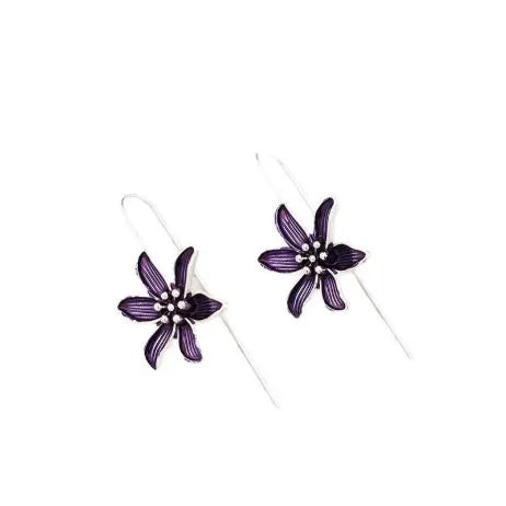 A pair of simple purple flower-shaped alloy earrings for women on a white background.