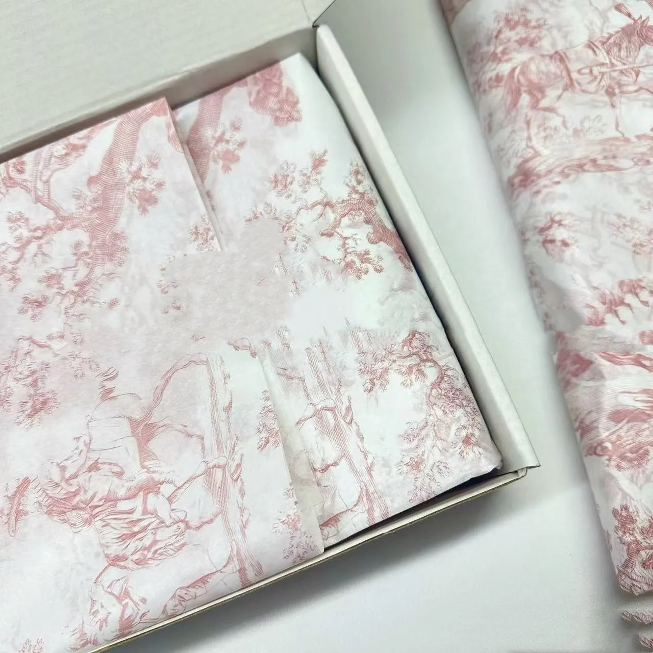 Single sheet of French-style retro MG tissue paper, colours pink-purple and green-purple, size 50cm by 70cm.