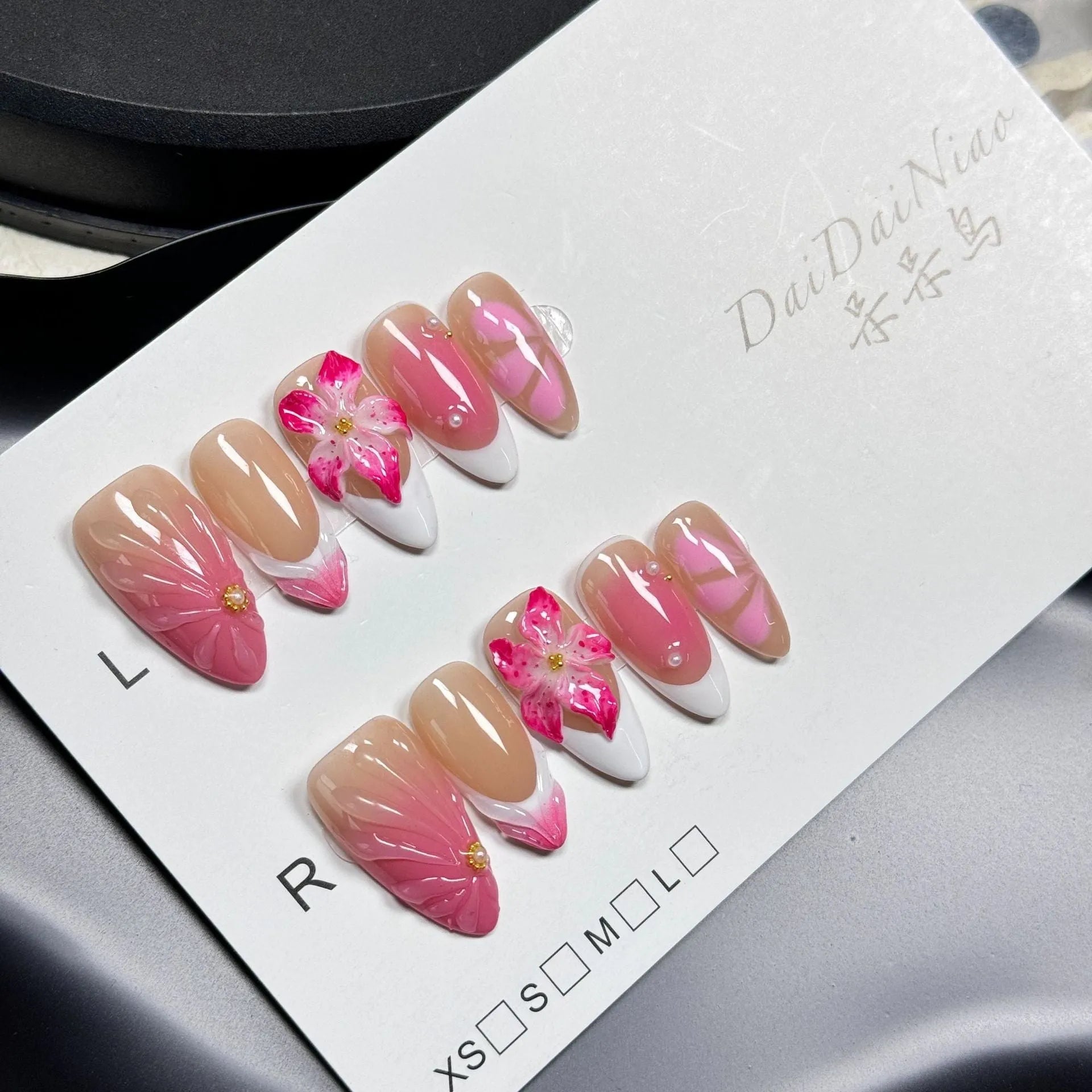 French style 3D lily fluid ice flower nail art stickers on almond-shaped plastic armour in four sizes