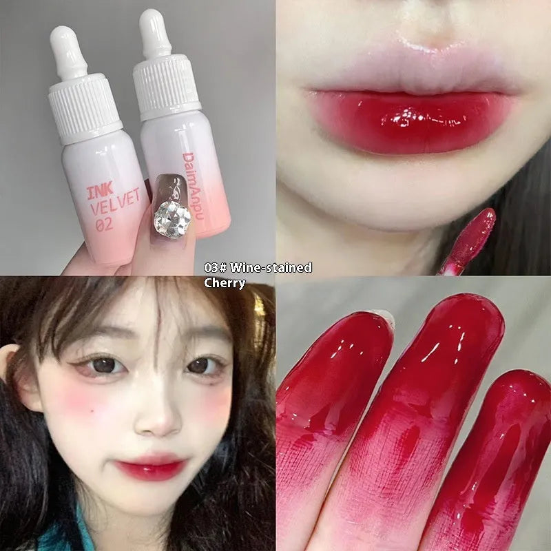 Mirror Lip Lacquer moisturising lip colour in milk huhoo series with 3.5g net content