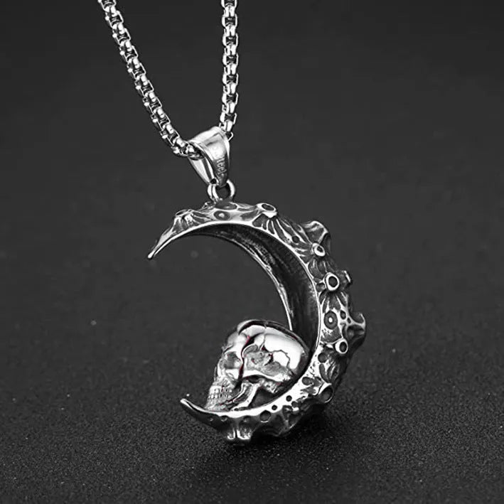 Men's silver electroplated skull necklace with stainless steel chain and alloy pendant