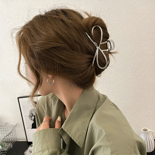 Korean style alloy bow barrette hair clip in gold or silver colour for women