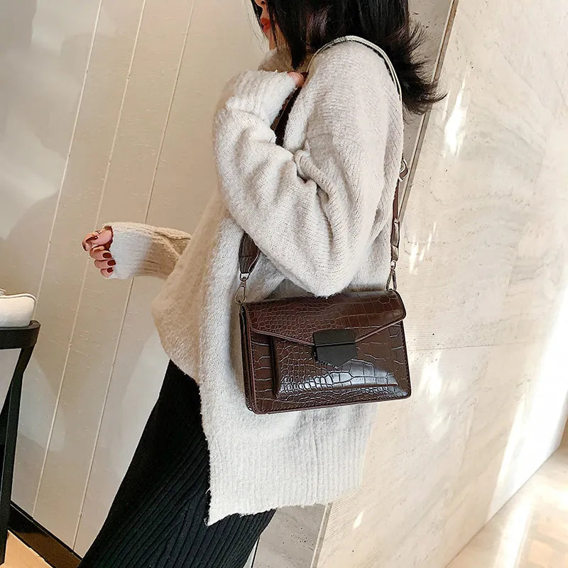 Vintage crossbody bag in PU fabric, dimensions 20cm by 14cm by 7cm, shown in available colours.