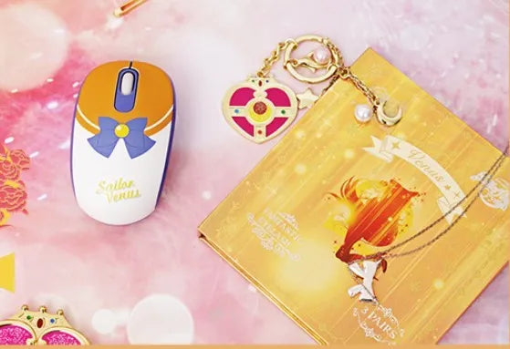 Sailor Moon wireless mouse in character colours with USB receiver